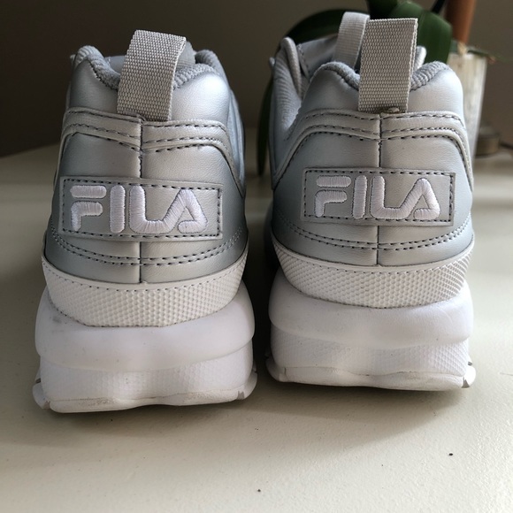 2 PAIRS FILA Womens’s Disruptor II Premium Sneaker AVAILABLE 8 1/2 $95 FOR BOTH! - Picture 7 of 8